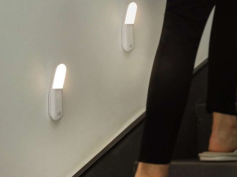 Lampka nocna z czujnikiem ruchu i zmierzchu Baseus Sunshine białe światło