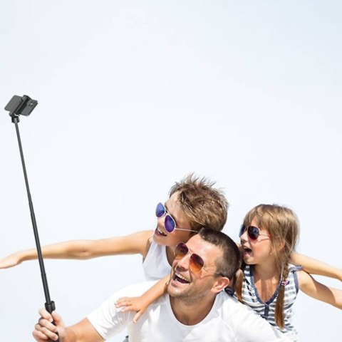 Selfie stick, statyw Bluetooth BlitzWolf BW-BS10 Plus do smartfonów (czarny)