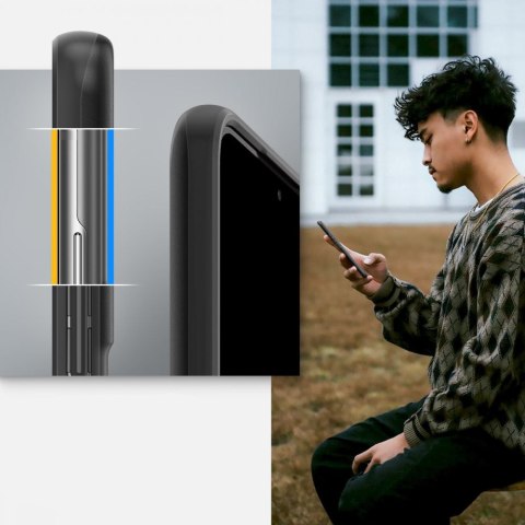 Etui do Samsung Galaxy S22 obudowa case Spigen Thin Fit Black