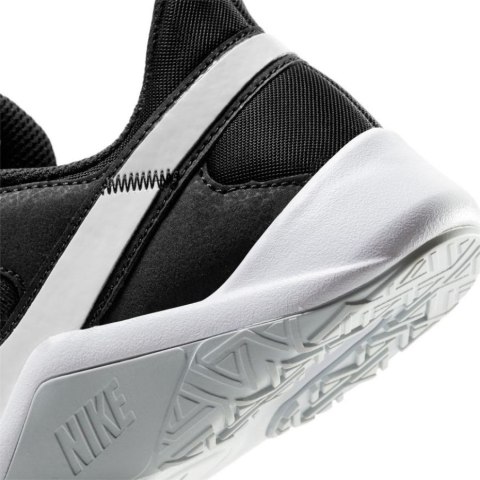 Buty damskie Nike Legend Essential 2 czarne CQ9545 001 Buty damskie Nike Legend Essential 2 czarne CQ9545 001