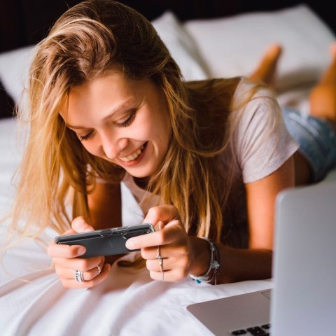 Etui obudowa case Spigen Ultra Hybrid do Sony Xperia 10 IV Crystal Clear