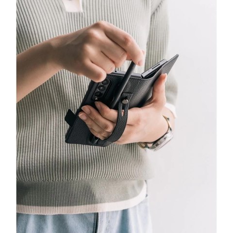 Etui Ringke Signature EZ Strap do Samsung Galaxy Z Fold 4 Black