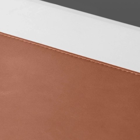 Podkładka Spigen LD302 Desk Pad na biurko Brown