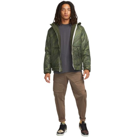 Kurtka męska Nike NSW Therma-FIT Legacy HD JKT AOP zielona DD6982 355 Kurtka męska Nike NSW Therma-FIT Legacy HD JKT AOP zielona DD6982 355