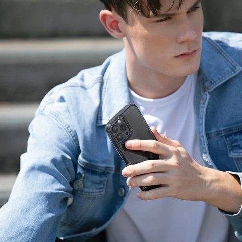 UNIQ etui Air Fender iPhone 13 6,1" nude transparent