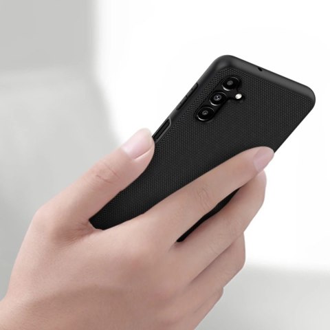 Nillkin Textured Case wytrzymałe wzmocnione etui z żelową ramką i nylonem na tyle Samsung Galaxy A13 5G czarny