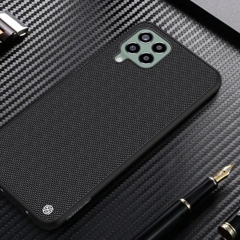 Nillkin Textured Case wytrzymałe wzmocnione etui z żelową ramką i nylonem na tyle Samsung Galaxy M33 5G czarny