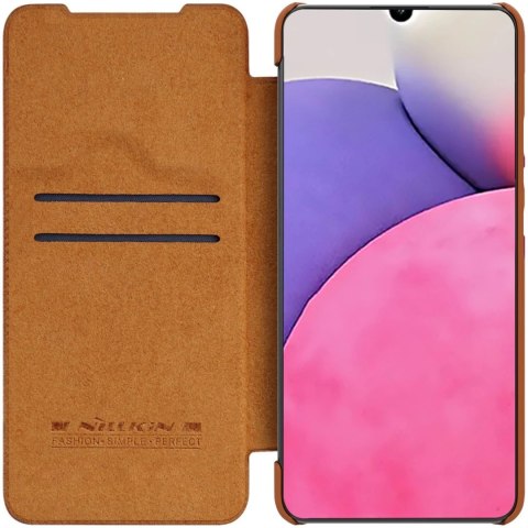Nillkin Qin Case etui do Samsung Galaxy A33 5G osłona na aparat kabura pokrowiec obudowa z klapką brązowy