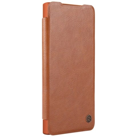 Nillkin Qin Leather Pro Case etui do Samsung Galaxy S22 Ultra osłona na aparat kabura pokrowiec obudowa z klapką brązowy