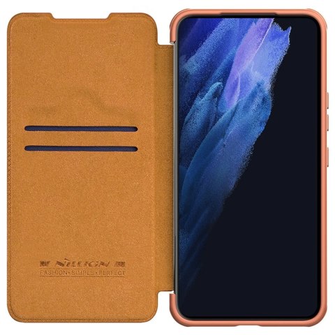 Nillkin Qin Leather Pro Case etui do Samsung Galaxy S22 osłona na aparat kabura pokrowiec obudowa z klapką brązowy