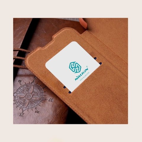 Nillkin Qin Leather Pro Case etui do Samsung Galaxy S22 osłona na aparat kabura pokrowiec obudowa z klapką brązowy