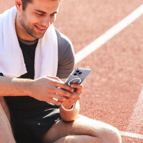 Dux Ducis Clin magnetyczne etui do iPhone 13 kompatybilne z MagSafe przezroczysty