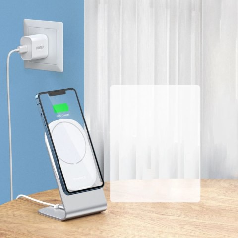 Choetech magnetyczna ładowarka bezprzewodowa Qi 15W (kompatybilna z MagSafe) biały (T517-F) + stojak uchwyt srebrny