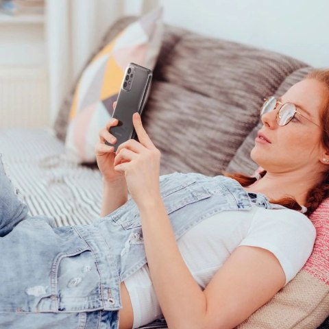 Etui na telefon Spigen Liquid Crystal do Samsung Galaxy A23 5G Crystal Clear