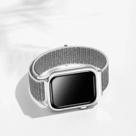 Pasek z etui USAMS do Apple Watch 4/5/6/7/ SE 40/41mm Srebrny/silver ZB73IW2 (US-ZB073)