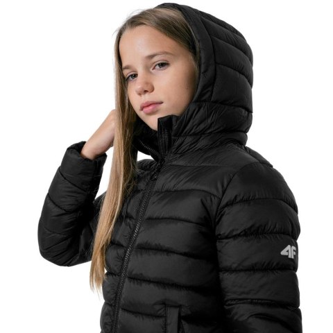Kurtka dla dziewczynki 4F głęboka czerń HJZ22 JKUDP001 20S Kurtka dla dziewczynki 4F głęboka czerń HJZ22 JKUDP001 20S
