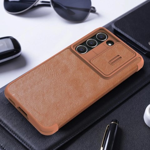 Etui Nillkin Qin Leather Pro Case etui do Samsung Galaxy S23+ pokrowiec z klapką osłona na aparat czarne