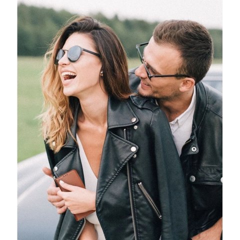 Etui z klapką kabura skórzana SMART PRO do IPHONE 15 Plus brązowy