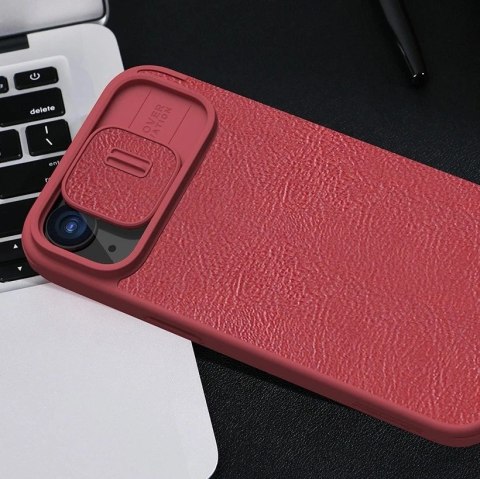 Skórzane etui z klapką osłoną aparatu do iPhone 15 Pro Nillkin Qin Pro Leather - czarne