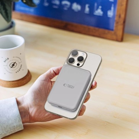 Powerbank magnetyczny PB10 Lifemag Magsafe Power Bank 5000mah Titanium