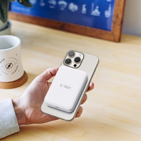 Powerbank magnetyczny PB11 Lifemag Magsafe Power Bank 10000 mAh White