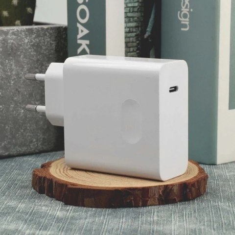 Ładowarka sieciowa 65W + kabel Typ-C do Typ-C Somostel Power Deliver Q15 PD Biały