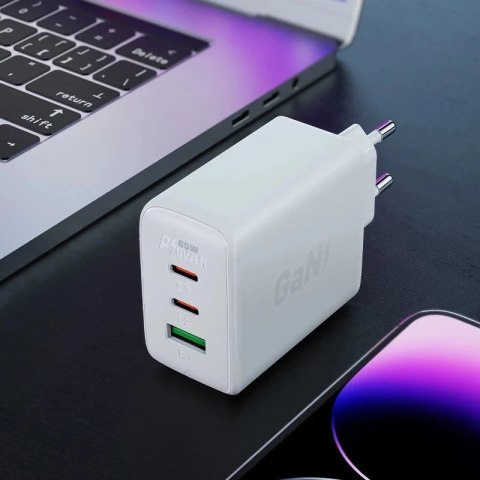 Ładowarka sieciowa Acefast szybka GaN 65W 2xUSB-C/USB-A PPS PD QC4+ biała