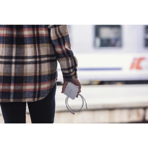 Ładowarka podróżna Forcell 4w1 8000mAh QC3.0 USB-C Powerbank Indukcja