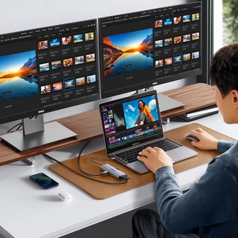 Adapter Ugreen CM498 USB-C HDMI VGA RJ45 USB-A SD PD 100W Hub 9w1 Szary