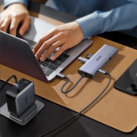Adapter Ugreen CM498 USB-C HDMI VGA RJ45 USB-A SD PD 100W Hub 9w1 Szary