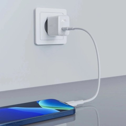 Ładowarka sieciowa biała Acefast GaN 30W USB-C PD QC 3.0 White