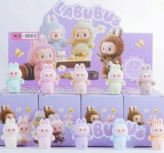 Figurka Labubu zimowo 6x7x6 mix6 DISPL12 TRIFOX B-3845 TRI
