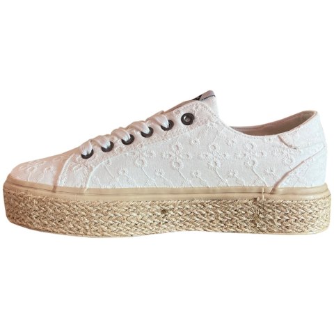 Buty damskie Lee Cooper białe LCW-24-44-2425LA