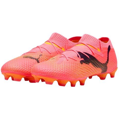 Buty piłkarskie Puma Future 7 Pro+ FG/AG 107705 03