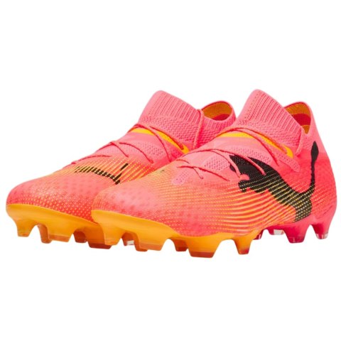 Buty piłkarskie Puma Future 7 Ultimate FG/AG 107599 03