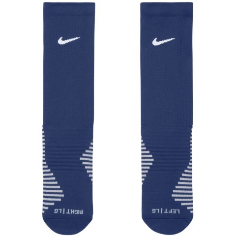Skarpety Nike Dri-Fit Strike granatowe FZ8485 410 Skarpety Nike Dri-Fit Strike granatowe FZ8485 410