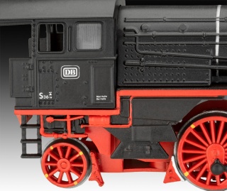 Revell 02168 1/87 S3/6 BR18 Express Locomotive with Tender