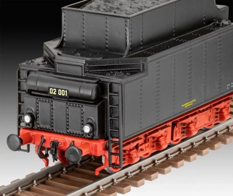 Revell 02171 1/87 Express Locomotive BR 02 & Tender 2'2'T30