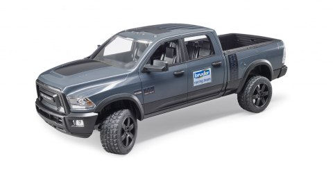 Auto Dodge RAM 2500 Power Wagon z lawetą i autem Roadster Racing Team BRUDER BR-02504