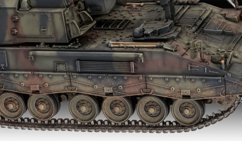 Revell 03279 1/35 Panzerhaubitze 2000