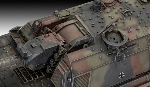Revell 03279 1/35 Panzerhaubitze 2000